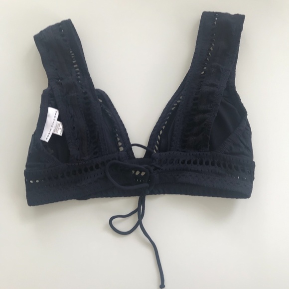Robin Piccone navy crochet eyelet lace bikini top - Picture 3 of 3